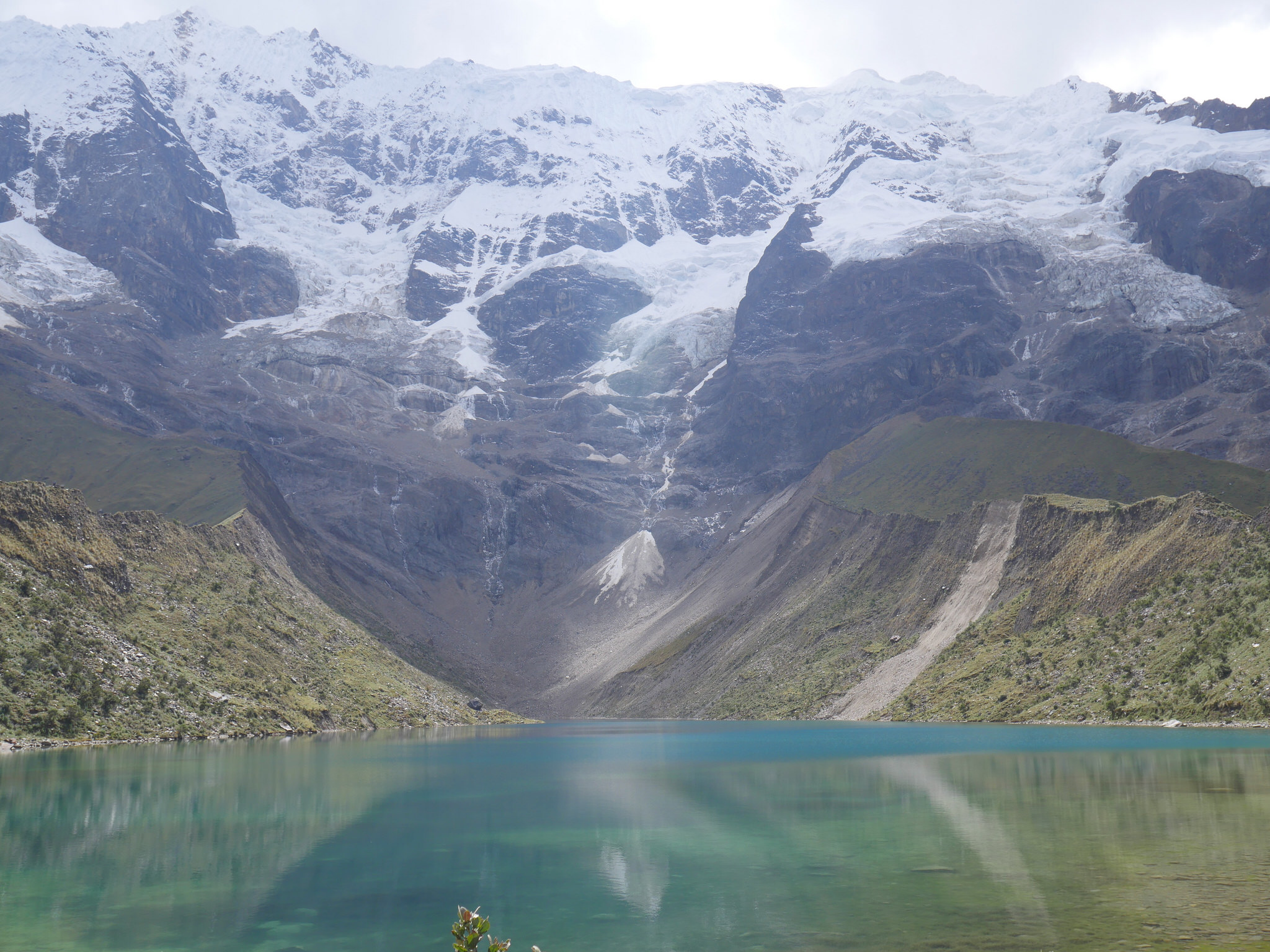 Hiking to the Humantay lake