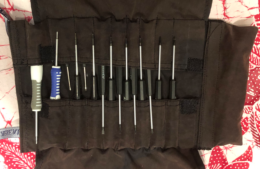 Toolbag for mini screw drivers